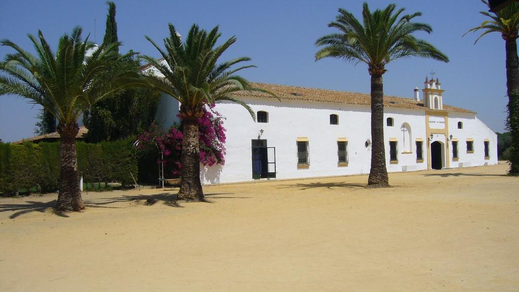 Hacienda La Indiana Hotel Los Palacios Y Villafranca Exterior photo